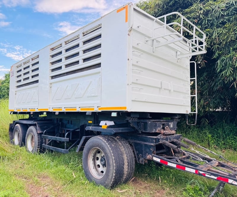 ขายรถพ่วง22ล้อดั้ม 360หางSMMปี60เดิมๆเน้นโทร 099-4982892