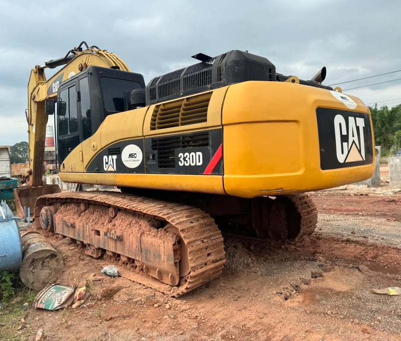 ขายรถแบคโฮ CAT 330D พร้อมใช้งาน เน้นโทร 099-4982892