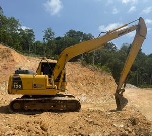 ขายรถแบคโฮปูมยาว 12เมตร PC130-8 ทำงาน 4,600ชั่วโมง สวยๆเล่ม เน้นโทร 099-4982892