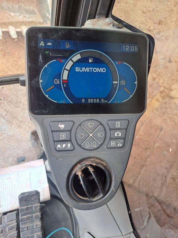 ขายรถแบคโฮ SH210F6 9,600ชั่วโมง เดิมๆเน้นโทร 099-4982892 ขายรถแบคโฮ SH210F6 9,600ชั่วโมง เดิมๆเน้นโทร 099-4982892