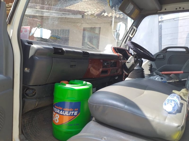 ขายรถ6ล้อดั้ม NQR75LY52E 175แรงม้า เดิมๆเน้นโทร 099-4982892