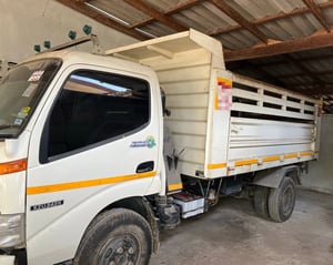 ขายรถ6ล้อดั้ม HINO 136แรงม้าปี54 วิ่ง 26,000กิโล เน้นโทร 099-4982892 ขายรถ6ล้อดั้ม HINO 136แรงม้าปี54 วิ่ง 26,000กิโล เน้นโทร 099-4982892