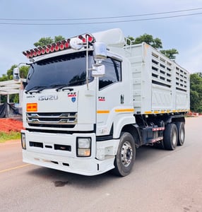 ขายรถพ่วง22ล้อดั้ม 360หางSMMปี60เดิมๆเน้นโทร 099-4982892