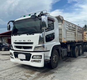 ขายรถ10ล้อดั้ม FUSO 380ปี58 มีลำโพง เน้นโทร 099-4982892 ขายรถ10ล้อดั้ม FUSO 380ปี58 มีลำโพง เน้นโทร 099-4982892