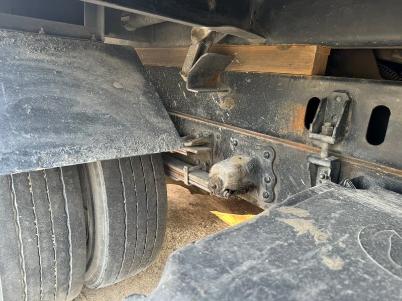 ขายรถ6ล้อดั้มลากพ่วงเป็น 14ล้อดั้ม HINO 210 เดิมๆเน้นโทร 099-4982892