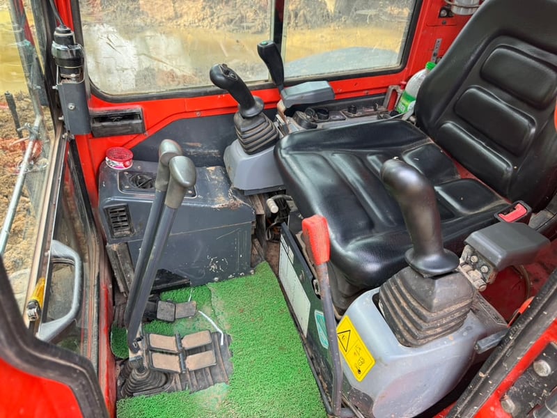 ขายรถแบคโฮ KX91-3SX ทำงาน 4,500ชั่วโมง เดิมๆเน้นโทร 099-4982892 ขายรถแบคโฮ KX91-3SX ทำงาน 4,500ชั่วโมง เดิมๆเน้นโทร 099-4982892