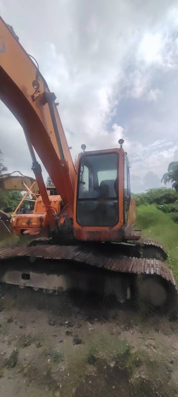 ขายรถแบคโฮ DAEWOO SL220LC-V เดิมๆเน้นโทร 099-4982892 ขายรถแบคโฮ DAEWOO SL220LC-V เดิมๆเน้นโทร 099-4982892