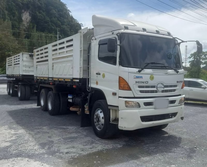 ขายรถ22ล้อดั้ม FM2P 380หางSMMปี56 เดิมๆเน้นโทร 099-4982892