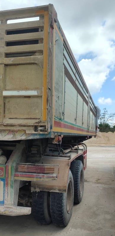 ขายหางเซมิดั้ม2เพลา SSC ปี50 เดิมๆเน้นโทร 099-4982892