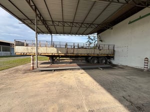 ขายรถ18ล้อหัวลากหางพื้นเรียบ HINO 320 เดิมๆเน้นโทร 099-4982892