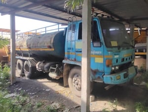 ขายรถ10ล้อบรรทุกน้ำ ISUZU 145 แรงม้า ตามสภาพ เน้นโทร 099-4982892 ขายรถ10ล้อบรรทุกน้ำ ISUZU 145 แรงม้า ตามสภาพ เน้นโทร 099-4982892