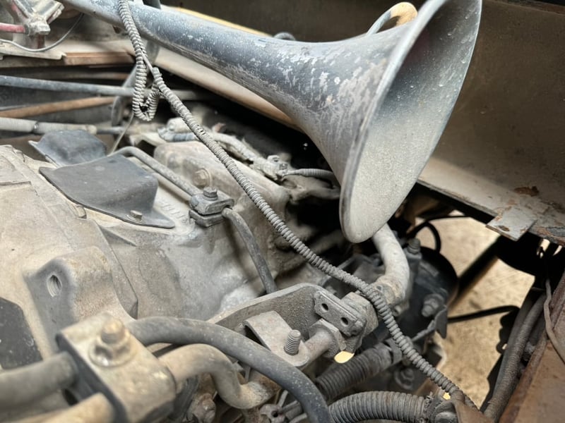 ขายรถ6ล้อดั้มลากพ่วงเป็น 14ล้อดั้ม HINO 210 เดิมๆเน้นโทร 099-4982892