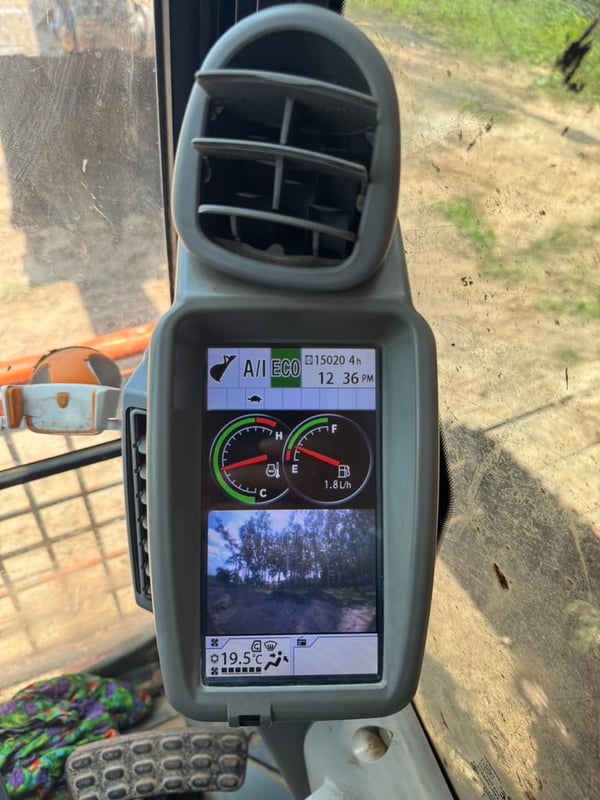 ขายรถแบคโฮ ZX200-5G 15,000ชั่วโมง เดิมๆเน้นโทร 099-4982892