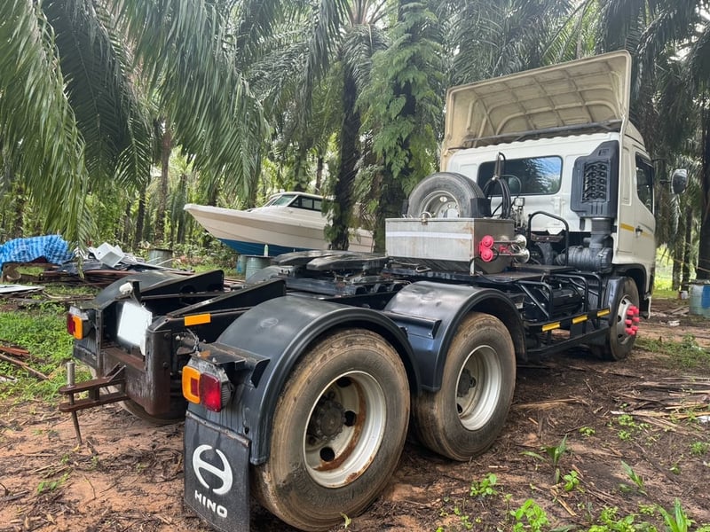 ขายรถ10ล้อหัวลาก HINO 251ปี57 ไมล์แท้ 18,000กิโล เดิมๆเน้นโทร 099-4982892 ขายรถ10ล้อหัวลาก HINO 251ปี57 ไมล์แท้ 18,000กิโล เดิมๆเน้นโทร 099-4982892