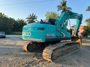 ขายรถแบคโฮ SK210LC-8 ทำงาน 4,400ชั่วโมง เน้นโทร 099-4982892