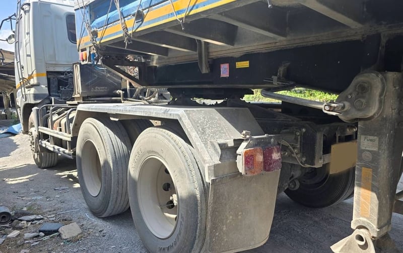 ขายรถ10ล้อหัวลาก FUSO 380แรงม้าปี61 สวยๆเน้นโทร 099-4982892