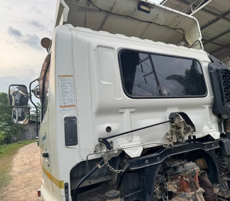 ขายรถรถ6ล้อดั้ม HINO 175ปี61 วิ่ง 150,000กิโล เน้นโทร 099-4982892 ขายรถรถ6ล้อดั้ม HINO 175ปี61 วิ่ง 150,000กิโล เน้นโทร 099-4982892