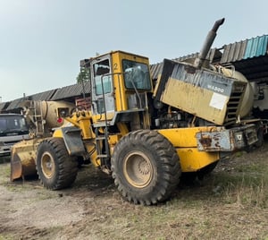 ขายรถตักล้อยาง WA300-1 เดิมๆเล่มทะเบียน เน้นโทร 099-4982892