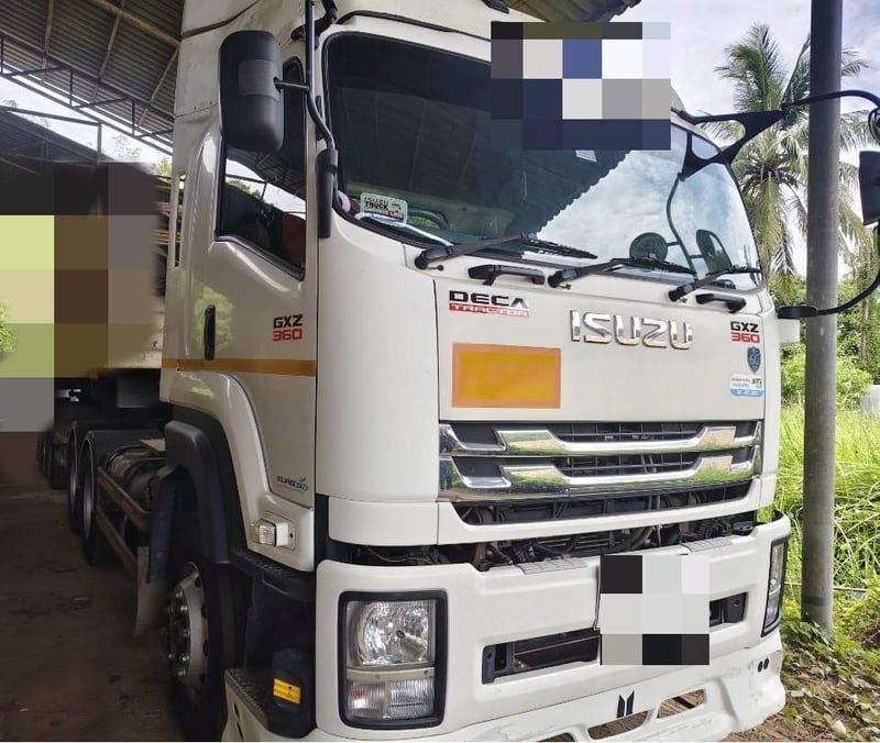 ขายรถ10ล้อหัวลาก ISUZU 360ปี61 สวยมาก เน้นโทร 099-4982892 ขายรถ10ล้อหัวลาก ISUZU 360ปี61 สวยมาก เน้นโทร 099-4982892