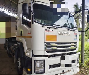 ขายรถ10ล้อหัวลาก ISUZU 360ปี61 สวยมาก เน้นโทร 099-4982892 ขายรถ10ล้อหัวลาก ISUZU 360ปี61 สวยมาก เน้นโทร 099-4982892