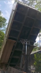 ขายรถ10ล้อดั้ม FM3M 240ปี38 เดิมๆเน้นโทร 099-4982892