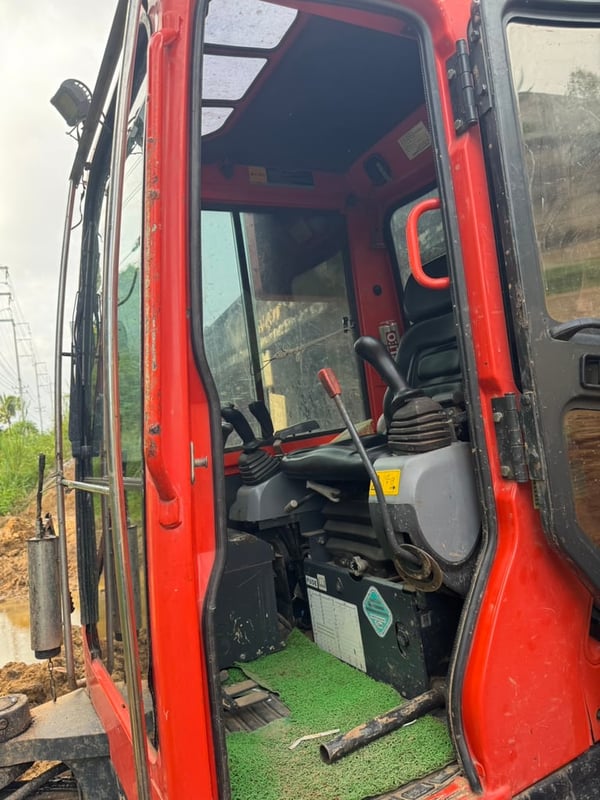 ขายรถแบคโฮ KX91-3SX ทำงาน 4,500ชั่วโมง เดิมๆเน้นโทร 099-4982892 ขายรถแบคโฮ KX91-3SX ทำงาน 4,500ชั่วโมง เดิมๆเน้นโทร 099-4982892