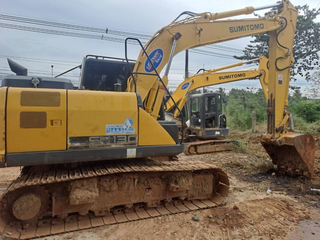 ขายรถแบคโฮ SH130-6 ใช้งาน 4,500ชั่วโมง สวยๆเน้นโทร 099-4982892 ขายรถแบคโฮ SH130-6 ใช้งาน 4,500ชั่วโมง สวยๆเน้นโทร 099-4982892