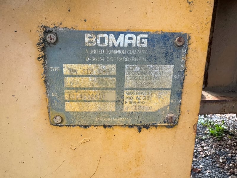 ขายรถบด2เพลา2เปลือก BOMAG เดิมๆพร้อมใช้งาน เน้นโทร 099-4982892