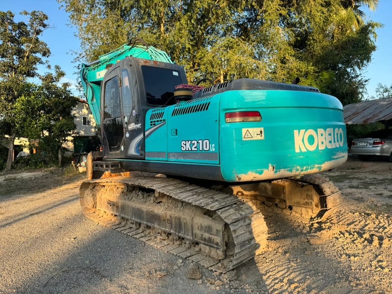 ขายรถแบคโฮ SK210LC-8 ทำงาน 4,400ชั่วโมง เน้นโทร 099-4982892