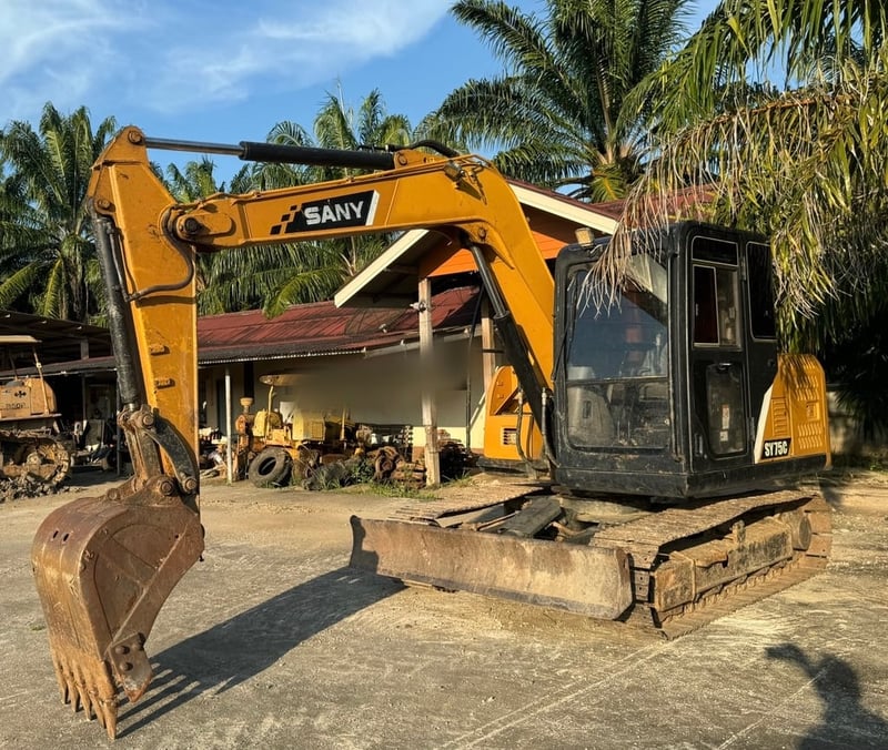 ขายรถแบคโฮ SY75C ทำงาน 5,800ชั่วโมง ชุดจด เน้นโทร 099-4982892