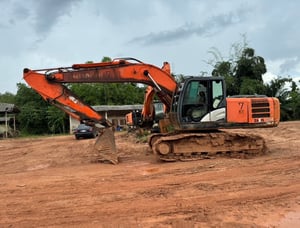 ขายรถแบคโฮ ZX200-5G 9,900ชั่วโมง เล่ม เน้นโทร 099-4982892