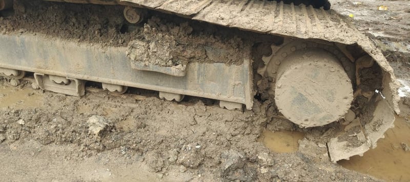 ขายแบคโฮ SK200-V มีลายหัวกระแทก พร้อมใช้เน้นโทร 099-4982892