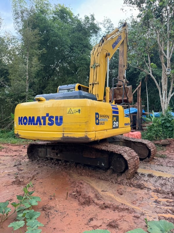 ขายรถแบคโฮ PC210-10MO 9,700ชั่วโมง สวยๆเน้นโทร 099-4982892 ขายรถแบคโฮ PC210-10MO 9,700ชั่วโมง สวยๆเน้นโทร 099-4982892