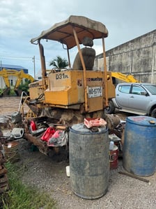 ขายรถแทรกเตอร์ D31PL-16 ตามสภาพ ใช้งานได้ปกติ เน้นโทร 099-4982892