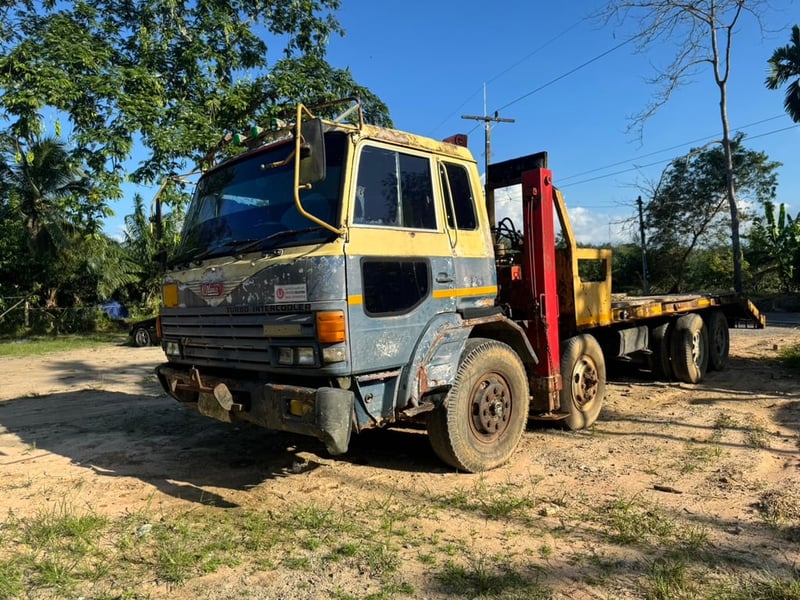 ขายรถ12ล้อท้ายลาดติดเครน HINO 260แรงม้า พร้อมใช้เน้นโทร 099-4982892