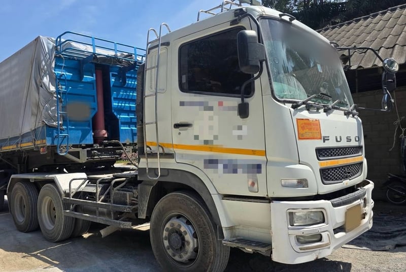 ขายรถ10ล้อหัวลาก FUSO 380แรงม้าปี61 สวยๆเน้นโทร 099-4982892