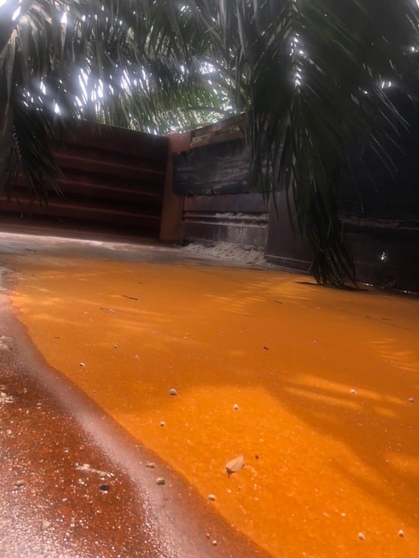 ขายรถ10ล้อดั้มตามสภาพ FM1J 260ปี48 เล่มเน้นโทร 099-4982892