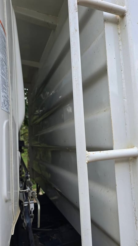 ขายรถ6ล้อดั้ม HINO 210ปี65 วิ่ง 52,000กิโล สวยๆเน้นโทร 099-4982892