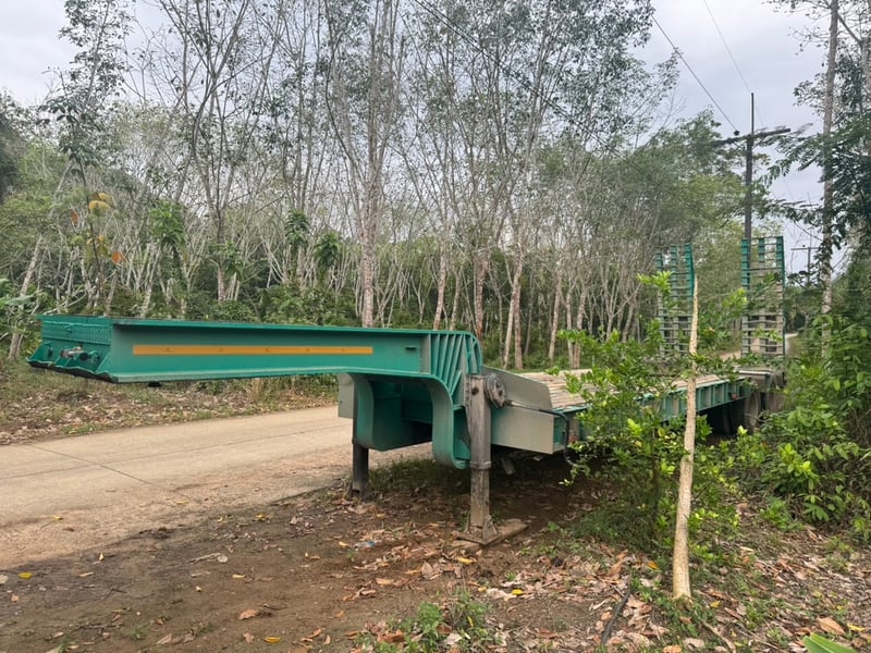 ขายรถ18ล้อหัวลากหางโลว์เบด FUSO 190 หางTDD เน้นโทร 099-4982892 ขายรถ18ล้อหัวลากหางโลว์เบด FUSO 190 หางTDD เน้นโทร 099-4982892