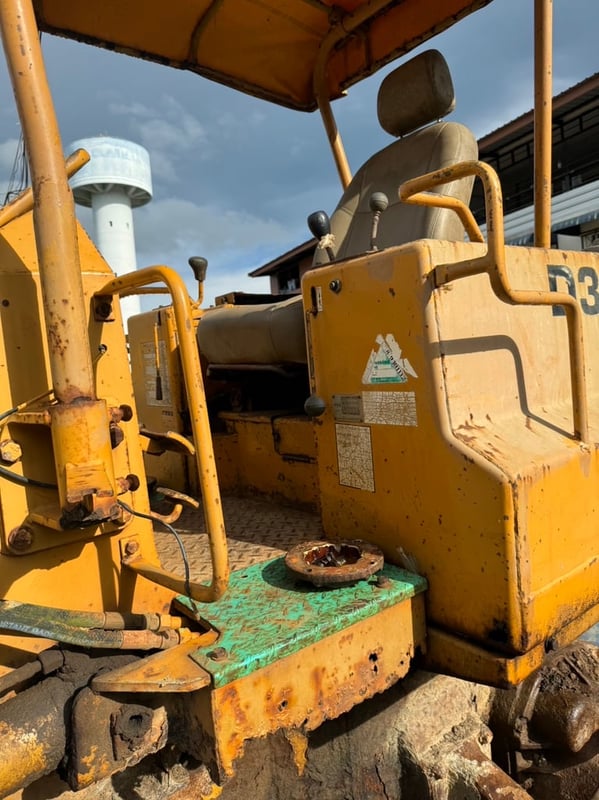 ขายรถแทรกเตอร์ D31PL-16 ตามสภาพ ใช้งานได้ปกติ เน้นโทร 099-4982892