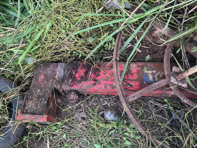 ขายรถ12ล้อท้ายลาดติดเครน HINO 260แรงม้า พร้อมใช้เน้นโทร 099-4982892