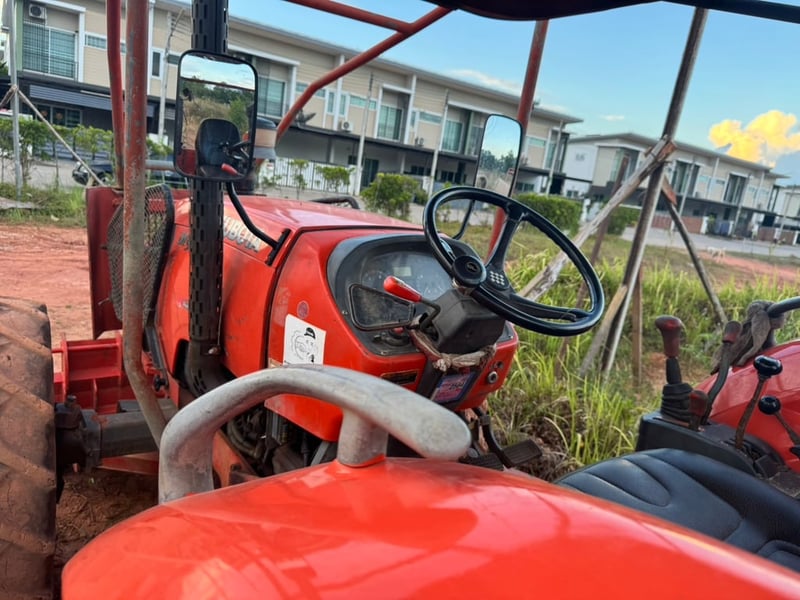 ขายรถไถ2เพลา M9540D ทำงาน 4,900ชั้วโมง เล่ม เน้นโทร 099-4982892