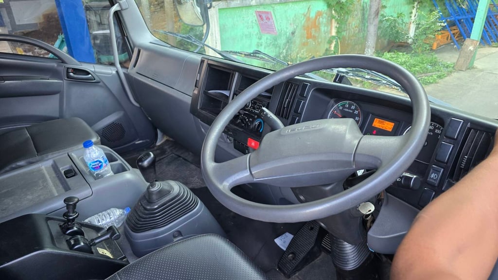 ขายรถ10ล้อหัวลาก ISUZU 345 แรงม้าปี62 วิ่ง 47,000กิโล เน้นโทร 099-4982892