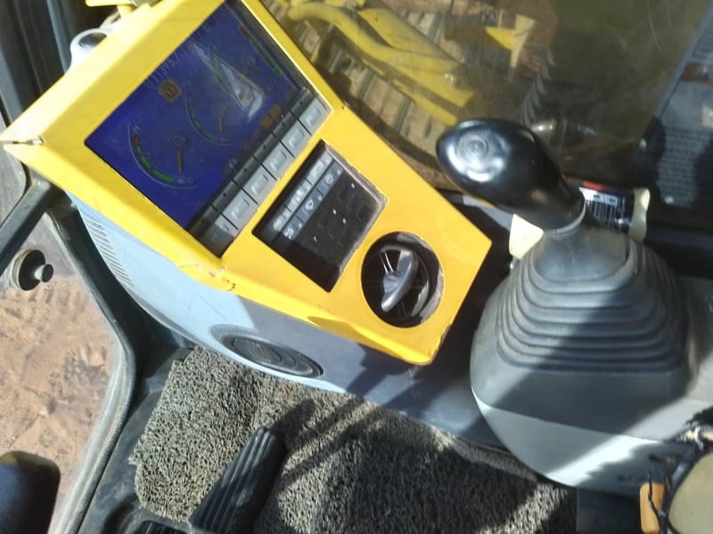 ขายรถแบคโฮ PC200-8MO 11,000ชั่วโมง เล่ม เน้นโทร 099-4982892