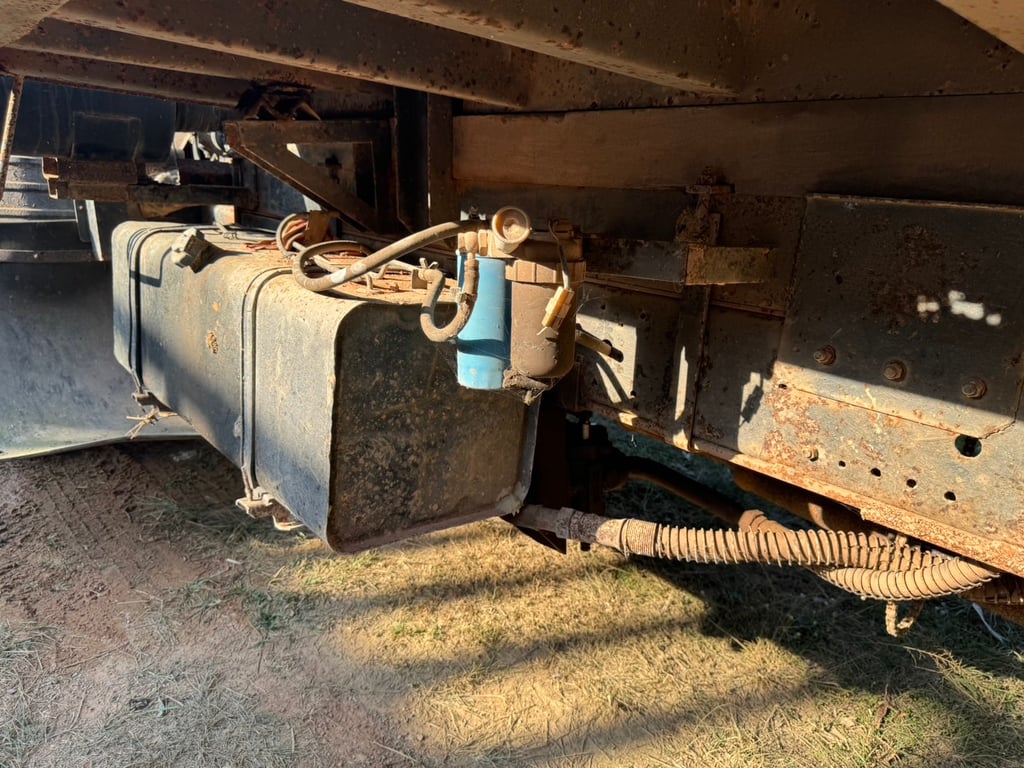 ขายรถ6ล้อดั้ม NPR57L เครื่อง 195แรงม้า พร้อมใช้เน้นโทร 099-4982892