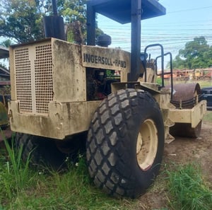 ขายรถบด2เพลา SD100D 2เปลือก พร้อมใช้งาน เน้นโทร 099-4982892 ขายรถบด2เพลา SD100D 2เปลือก พร้อมใช้งาน เน้นโทร 099-4982892