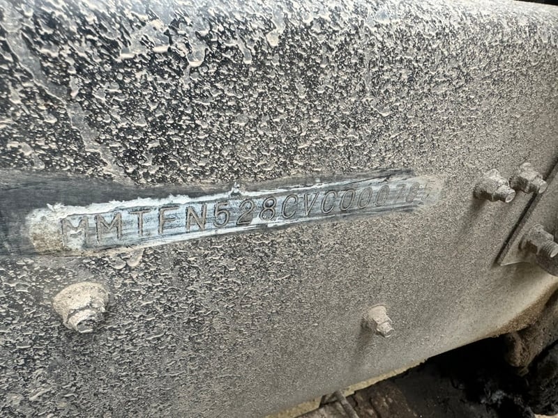 ขายรถ10ล้อหัวลาก MMFN528 ปี46 เดิมๆ เน้นโทร 099-4982892