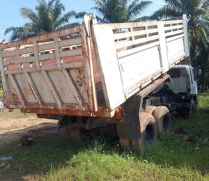 ขายรถ10ล้อดั้ม HINO 240แรงม้า เดิมๆเน้นโทร 099-4982892 ขายรถ10ล้อดั้ม HINO 240แรงม้า เดิมๆเน้นโทร 099-4982892