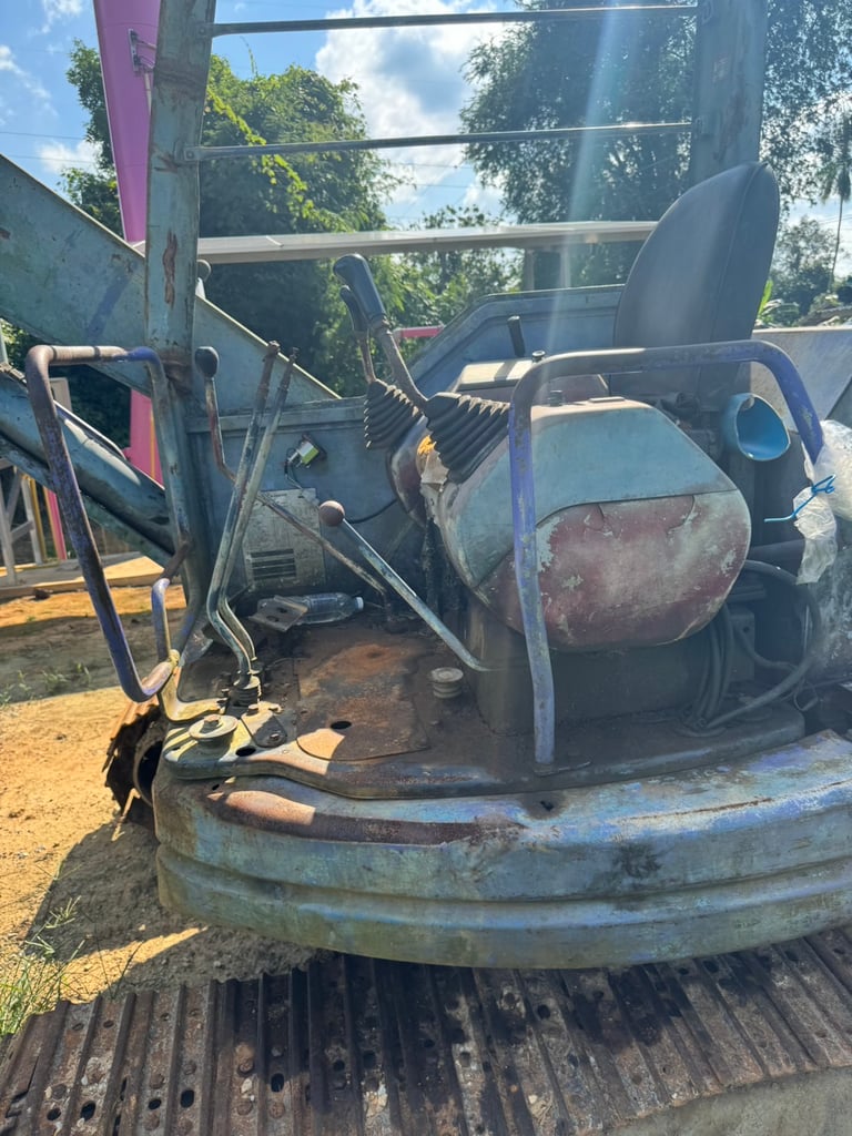 ขายแบคโฮ PC50UU-2 ระบบสมบูรณ์ทุกอย่าง เน้นโทร 099-4982892