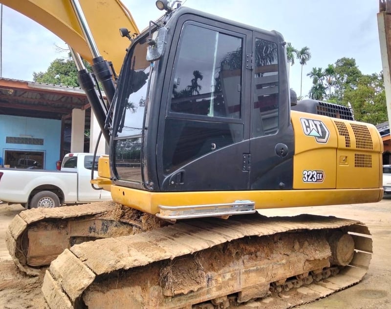 ขายรถแบคโฮ 320D2 12,800ชั่วโมง เล่ม เน้นโทร 099-4982892 ขายรถแบคโฮ 320D2 12,800ชั่วโมง เล่ม เน้นโทร 099-4982892